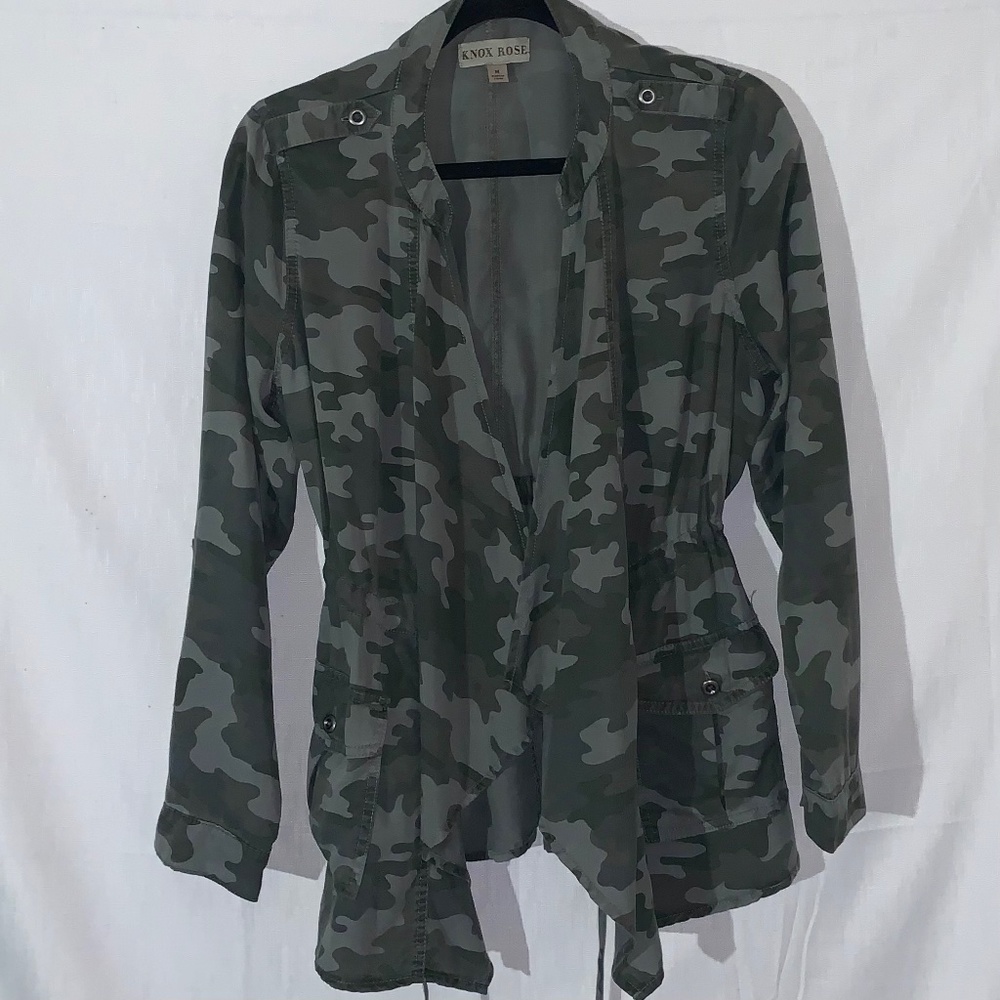 Knox Rose Camo Layering Jacket Size Medium